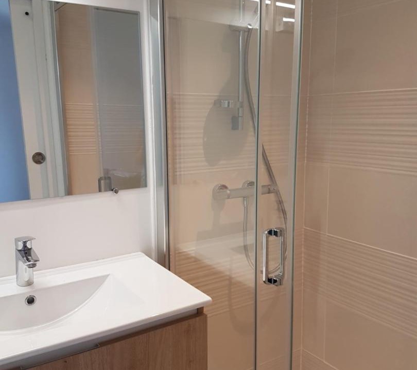 Photo of Bathroom in St.-Remy-de-Provence