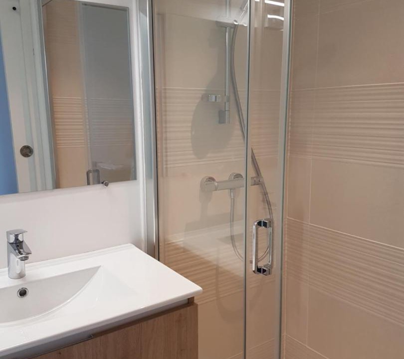 Photo of Bathroom in St.-Remy-de-Provence