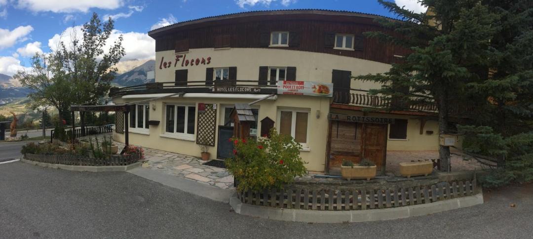 Photo of Others in Le Sauze