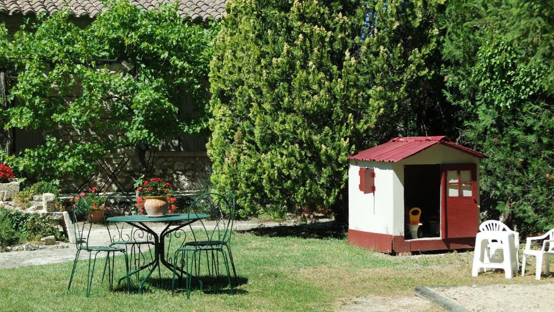 Photo of Others in Eygalieres