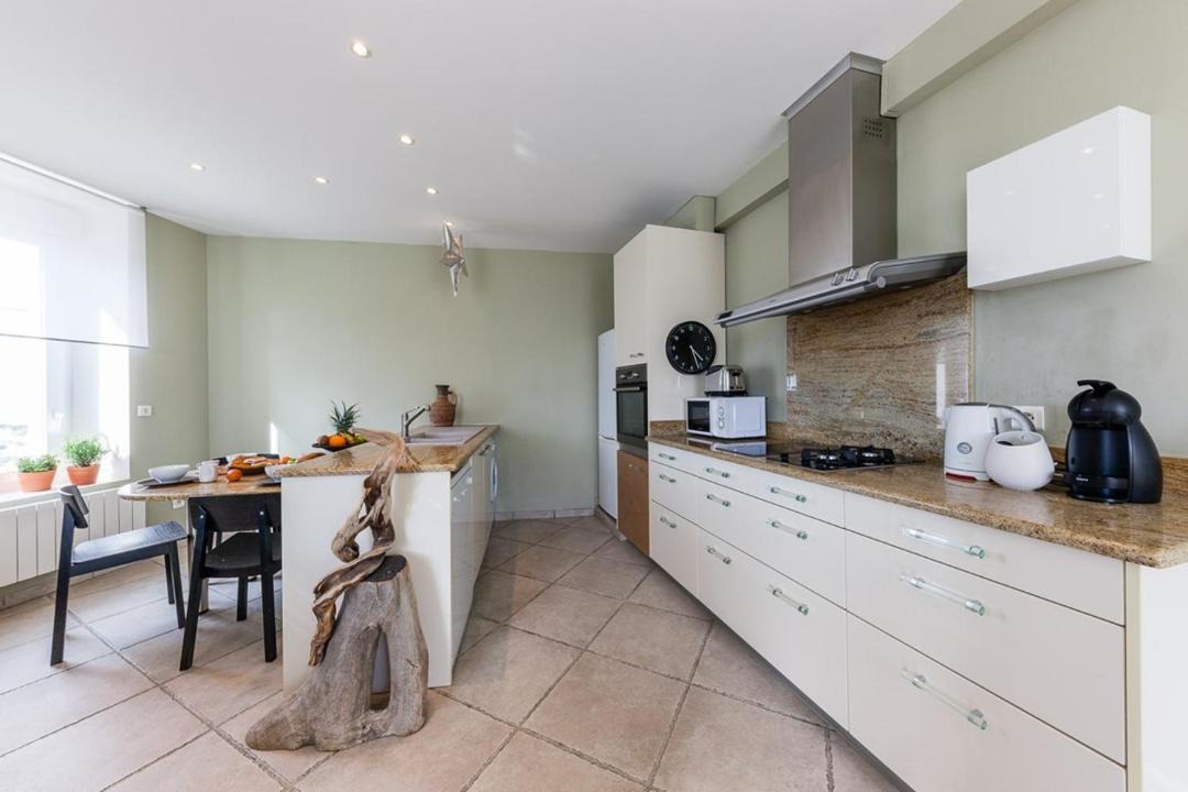 Photo of Kitchen in Roucas-Blanc