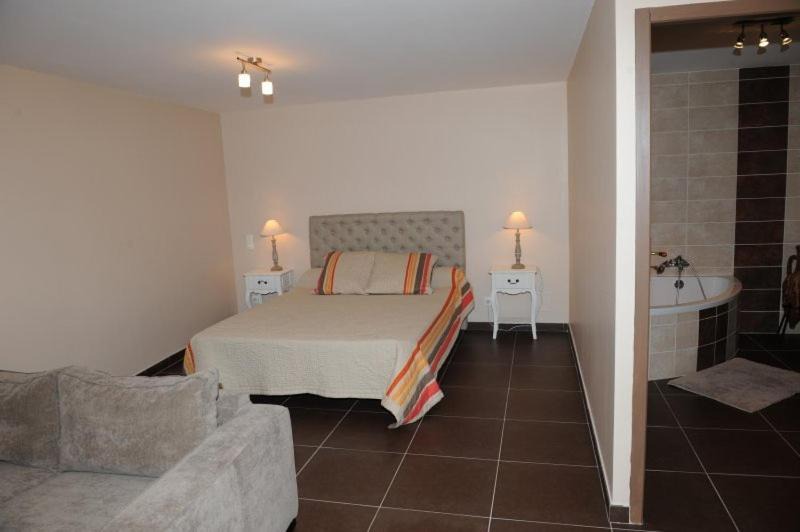 Photo of Bedroom in Capestang