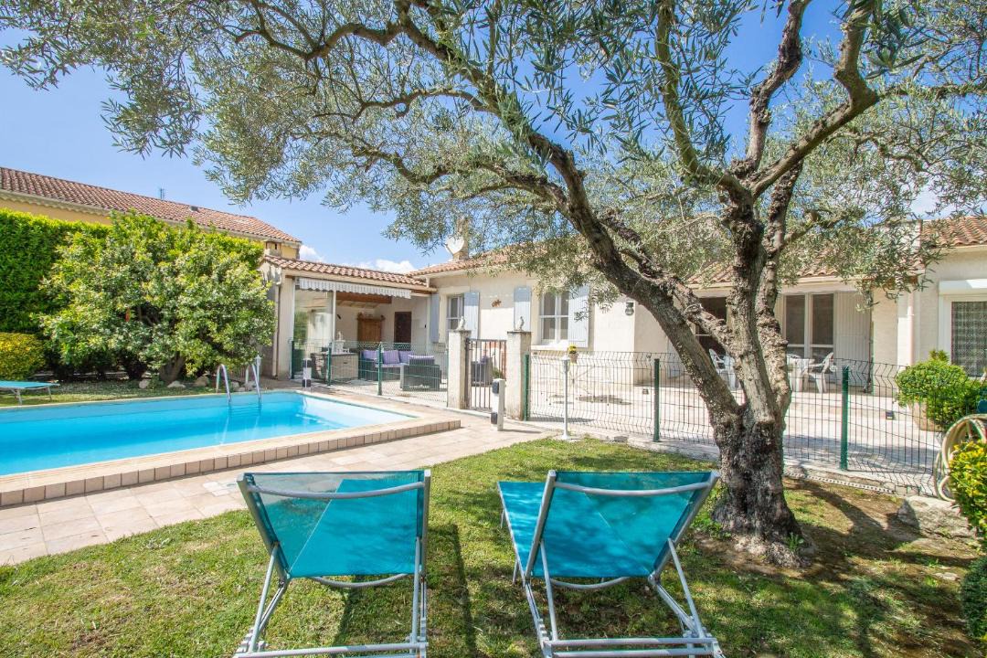 Photo of Others in Maillane