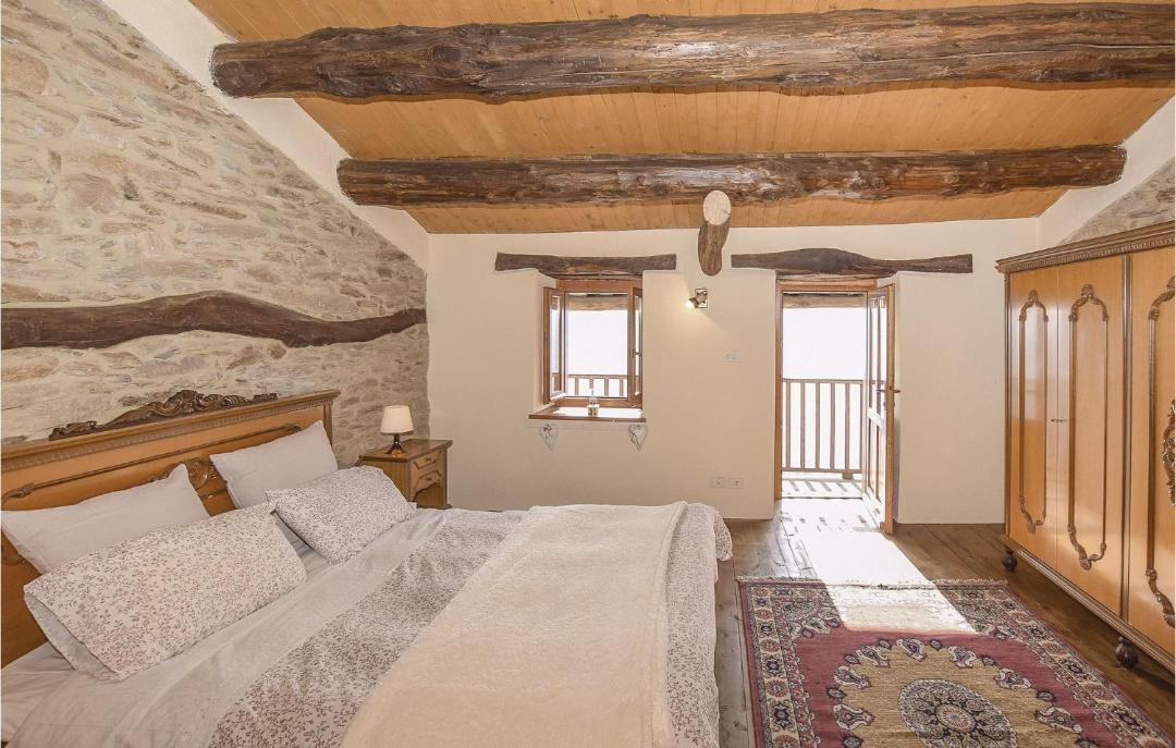 Photo of Bedroom in Paesana