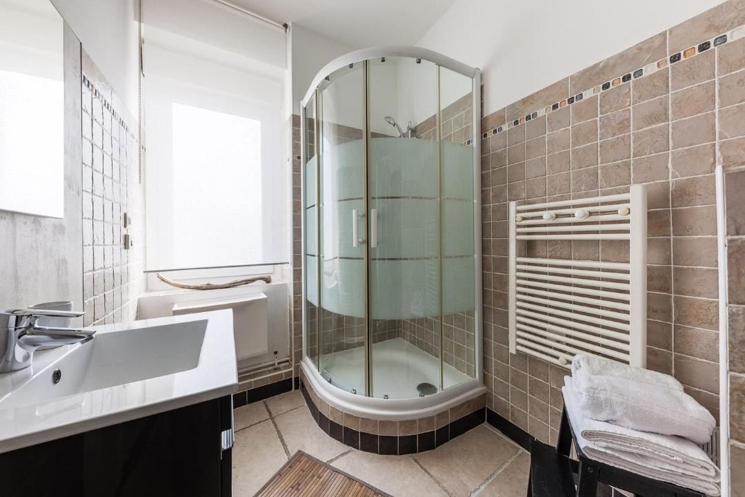 Photo of Bathroom in Roucas-Blanc
