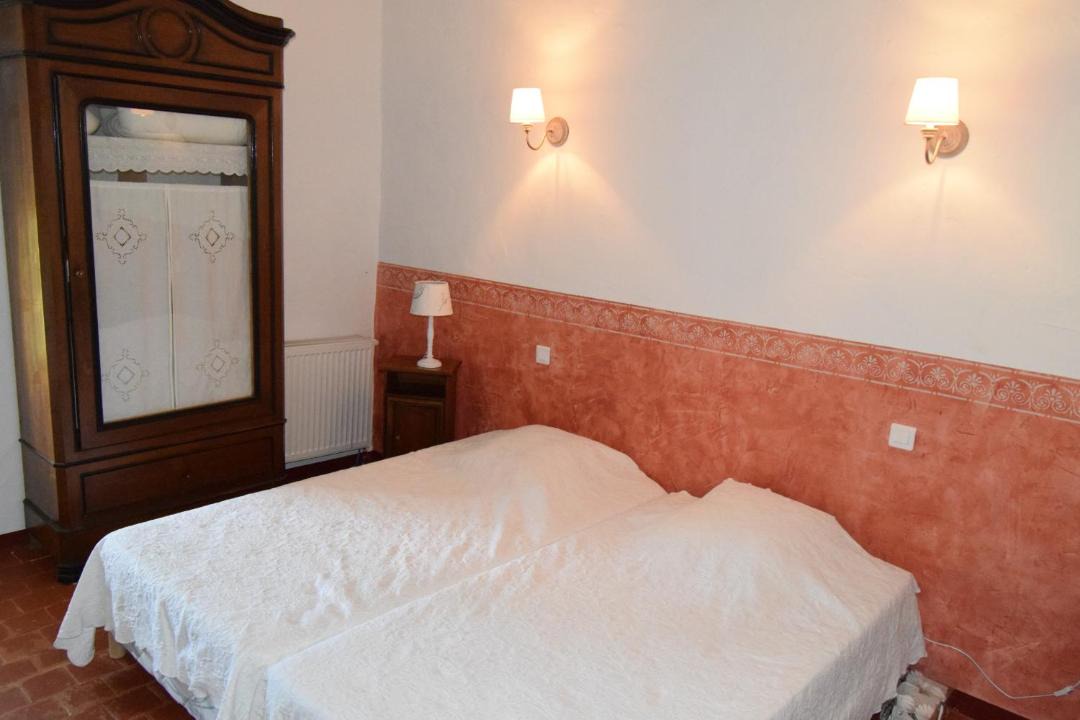 Photo of Bedroom in Eygalieres