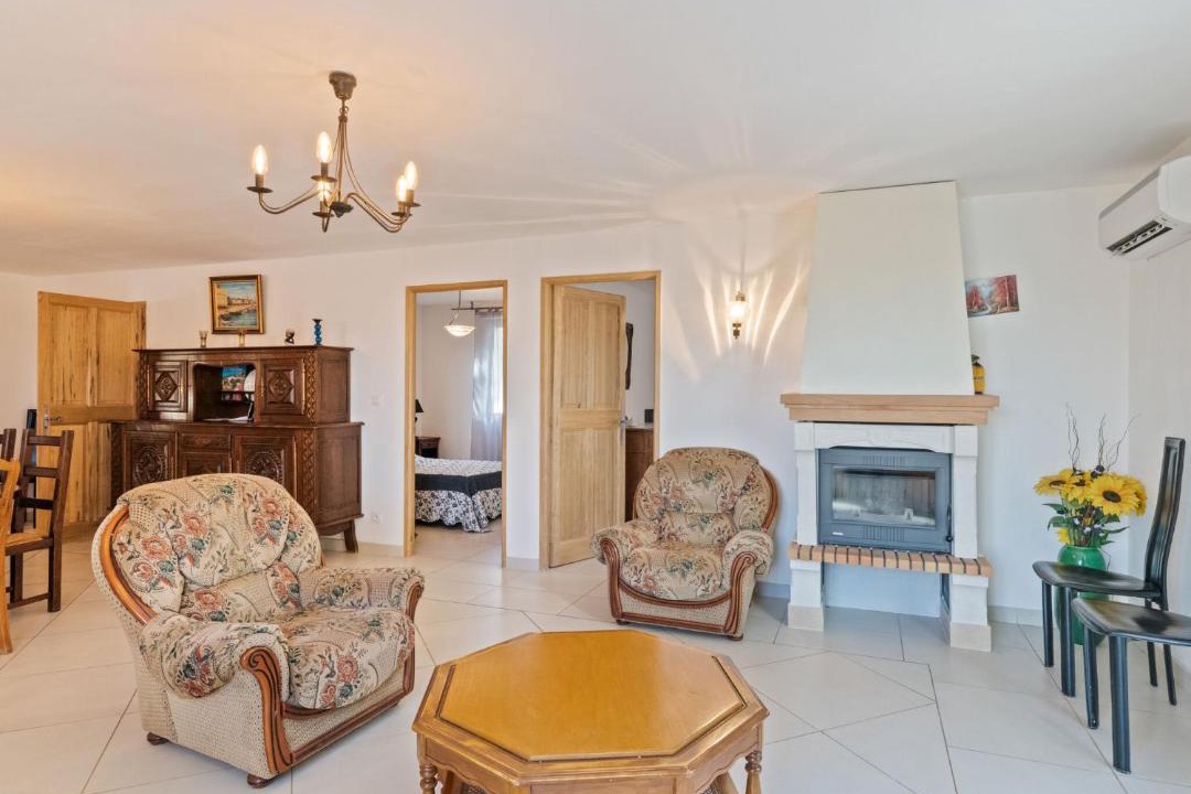 Photo of Livingroom in Tavernes