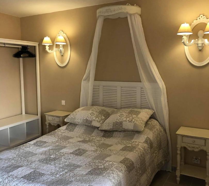 Photo of Bedroom in Bonnieux