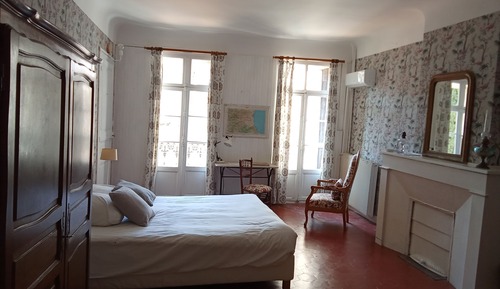 Traditional Suite