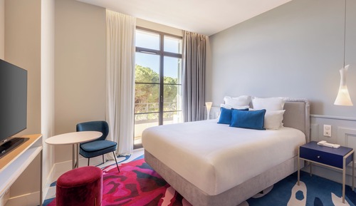 Superior Room, 1 King Bed, Balcony, Sea View