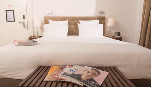Cocoon With Terrace