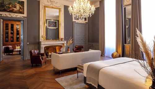 Presidential Suite