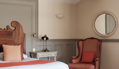 Prestige Suite 