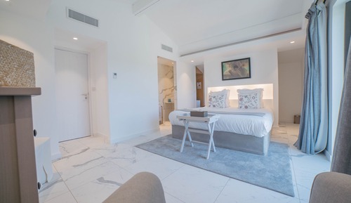 Double Room (Exclusive)