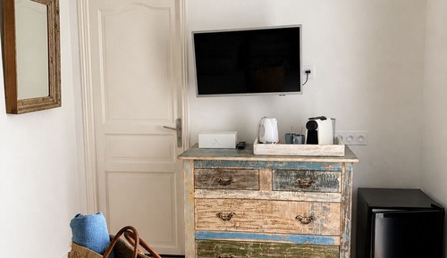 Superior Double Room, Private Bathroom, Pool View (La Saint-Raphaël)