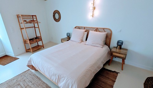 Premium Studio, Ensuite, Courtyard View