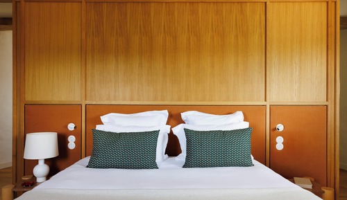 Signature Suite