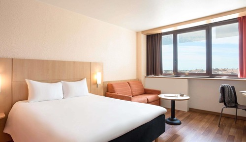 Standard Room, 1 Double Bed with Sofa bed