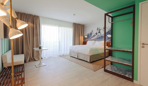 MI CASA ROSE SUITE