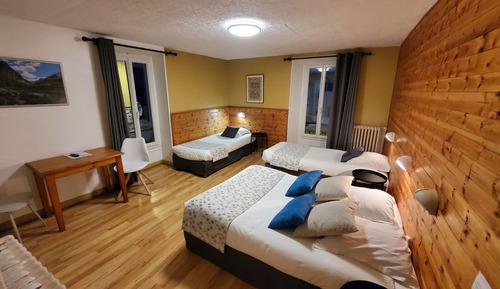 Standard Quadruple Room