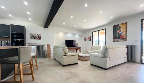 Seven-Bedroom House