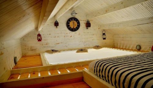 One-Bedroom Chalet