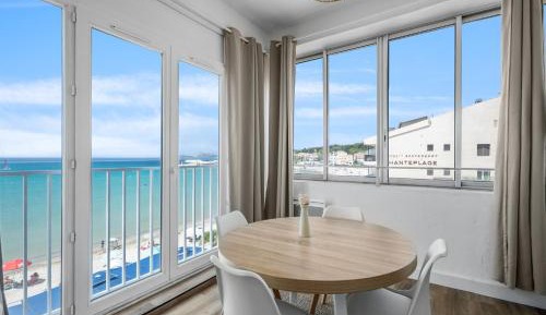 Studio Apartment with Sea View