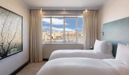 Luxury King Room with Old Port View and Terrace - Spa/Gym Access