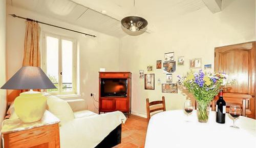 One-Bedroom Vacation Home