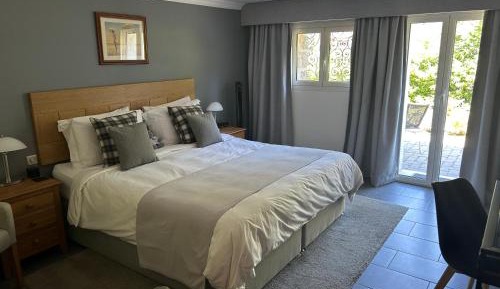 Double or Twin Room with Private Bathroom