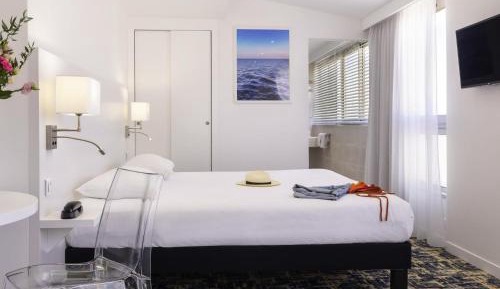 Standard Family Room with One Double Bed and Sofa