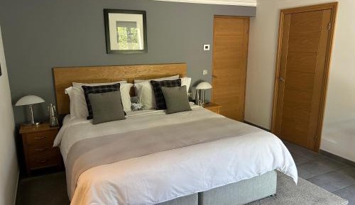 Double or Twin Room with Private Bathroom
