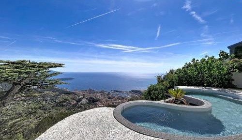 Villa with Sea View