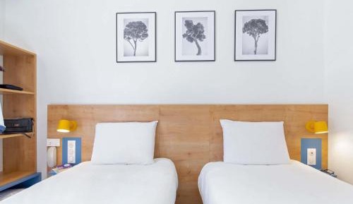 Standard Twin Room