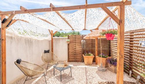 Studio with Terrace