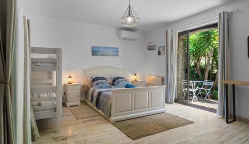 Quadruple Room with Shower