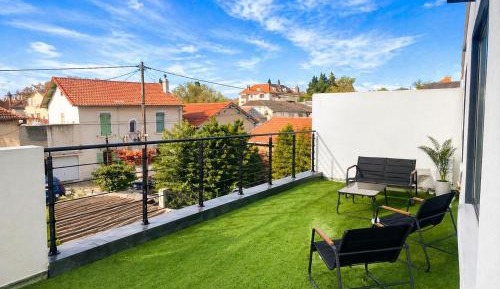 Apartment with Terrace