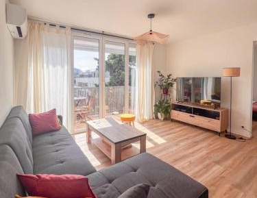 Apartment with Terrace