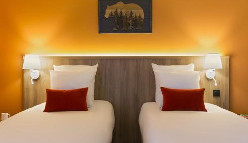Standard Twin Room