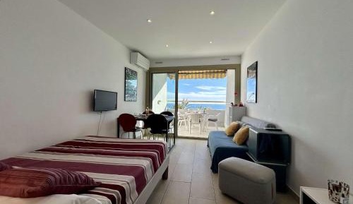 Apartment (2 Adults)