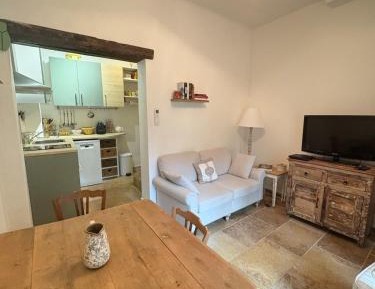 One-Bedroom House