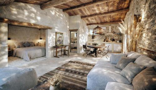 One-Bedroom Apartment with Terrace