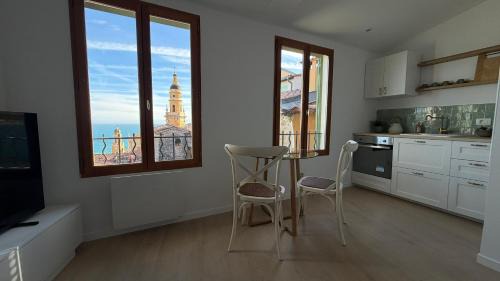 One-Bedroom Apartment with Sea View
