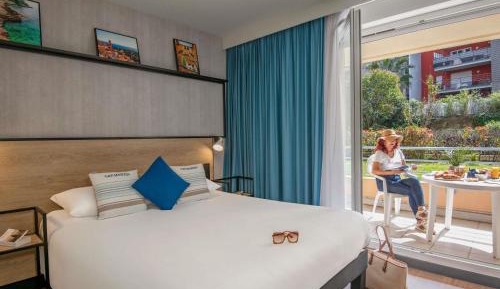Superior Double Room with Balcony