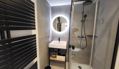 Comfort Double Room with Shower