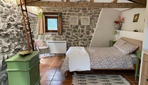 One-Bedroom House