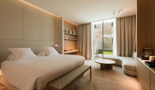 Superior King Room - New Building