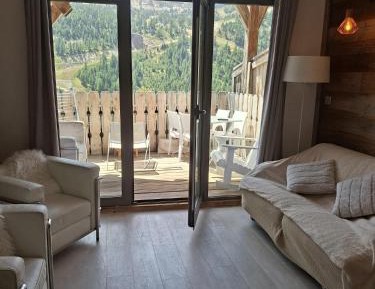 Three-Bedroom Apartment - High Floor