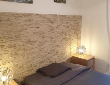 Standard Double Room with Shared Bathroom