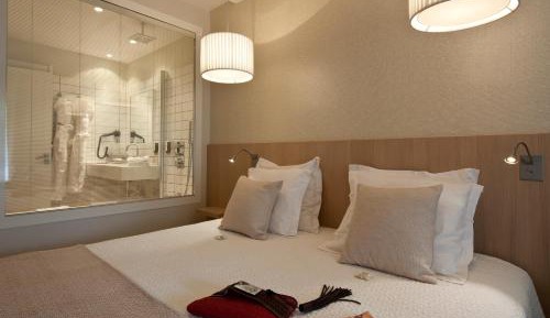 Deluxe Double or Twin Room with Garden View